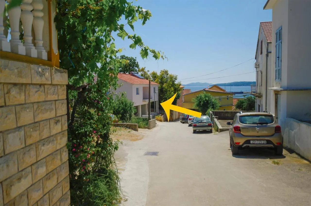 Apartment Apartmani Porat Sali
